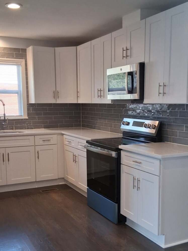 kitchen remodel shaker cabinets construction